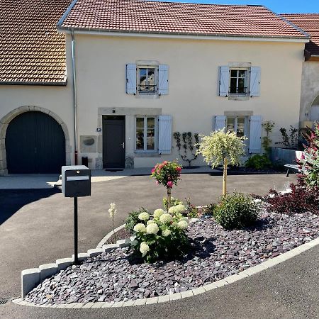 Chez La Rose Luxueuse Cottage Avec Jacuzzi Rouvres-la-Chetive Bagian luar foto