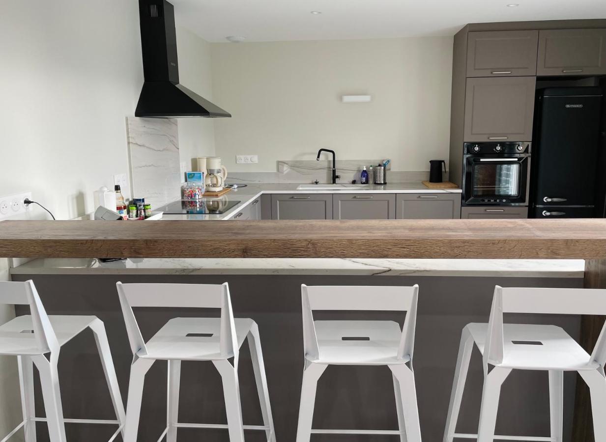 Chez La Rose Luxueuse Cottage Avec Jacuzzi Rouvres-la-Chetive Bagian luar foto