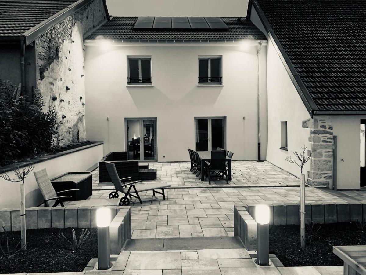 Chez La Rose Luxueuse Cottage Avec Jacuzzi Rouvres-la-Chetive Bagian luar foto