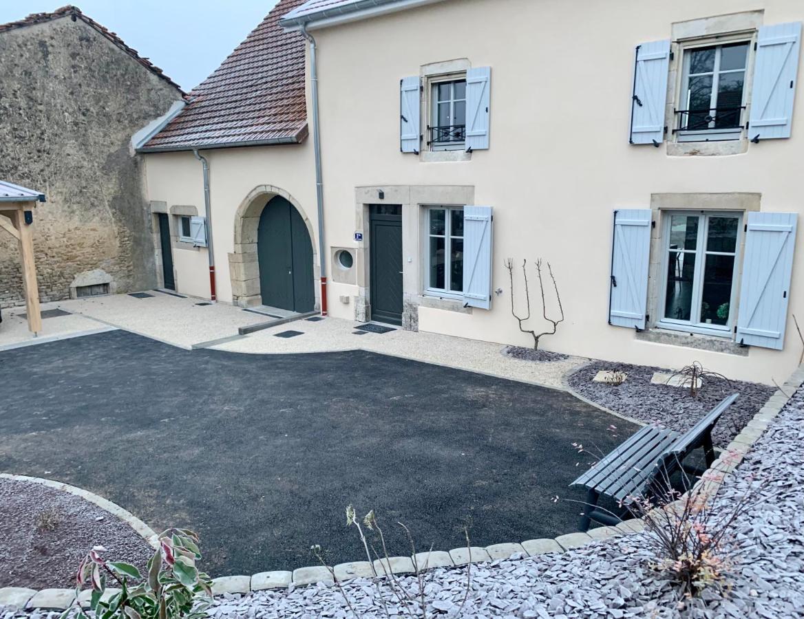 Chez La Rose Luxueuse Cottage Avec Jacuzzi Rouvres-la-Chetive Bagian luar foto