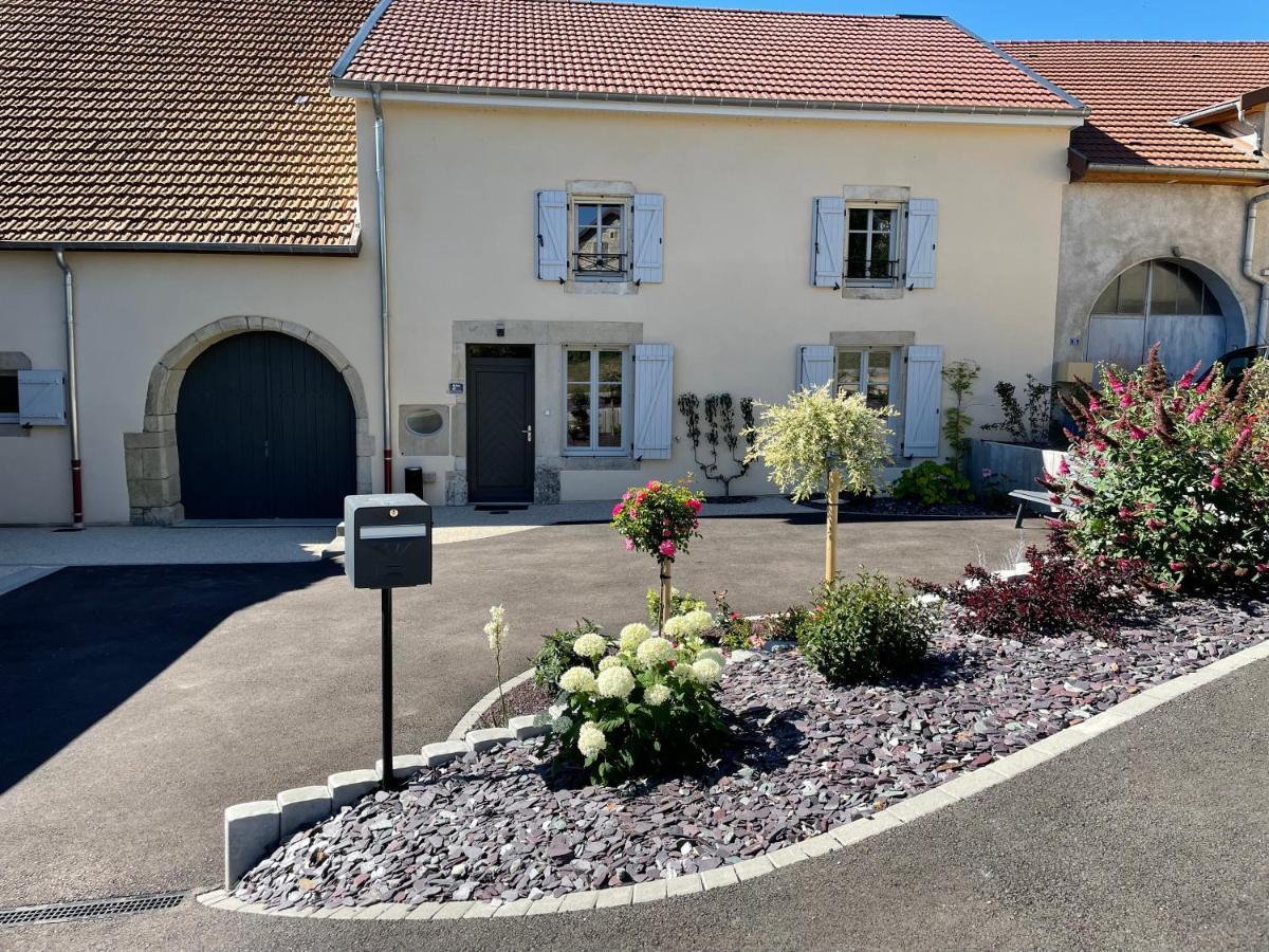 Chez La Rose Luxueuse Cottage Avec Jacuzzi Rouvres-la-Chetive Bagian luar foto
